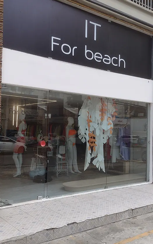 Proteção para Vitrine com Película UV JR Películas